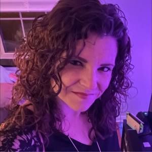 Meet your Posher, Dana